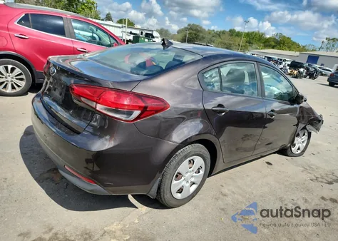 2017 Kia Forte Lx z USA, uszkodzony, nr VIN 3KPFL4A72HE073457